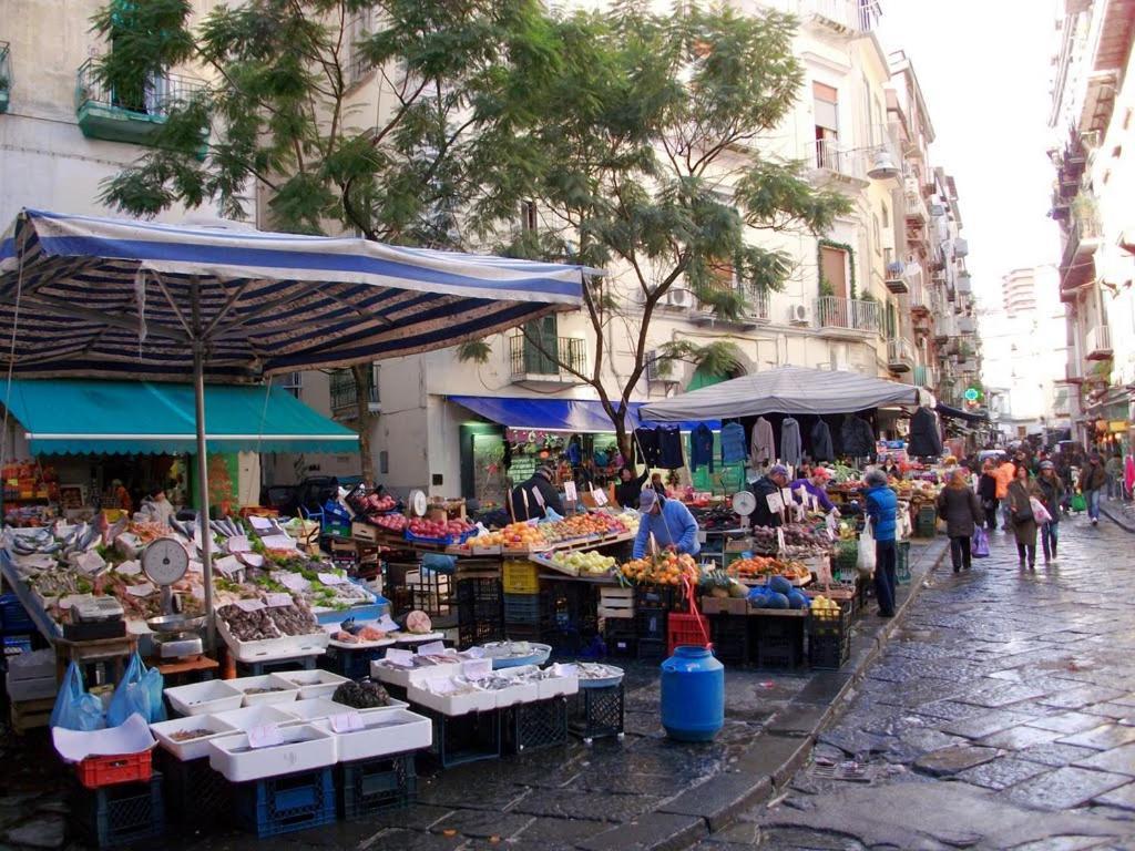 Casetta Soriano - Piazza Dante Napoli Ngoại thất bức ảnh